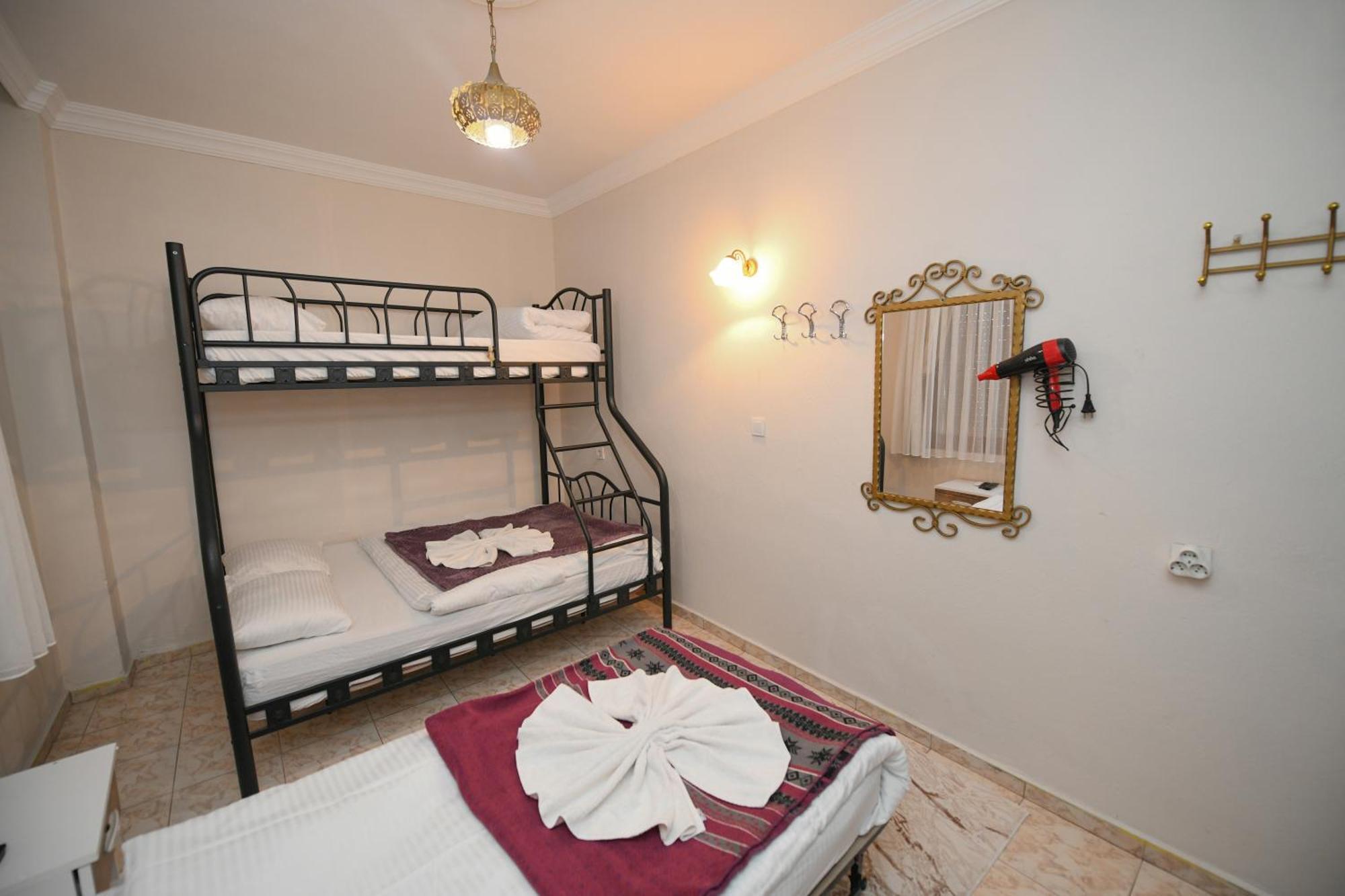 Anz Guest House Pansiyon Selçuk Esterno foto