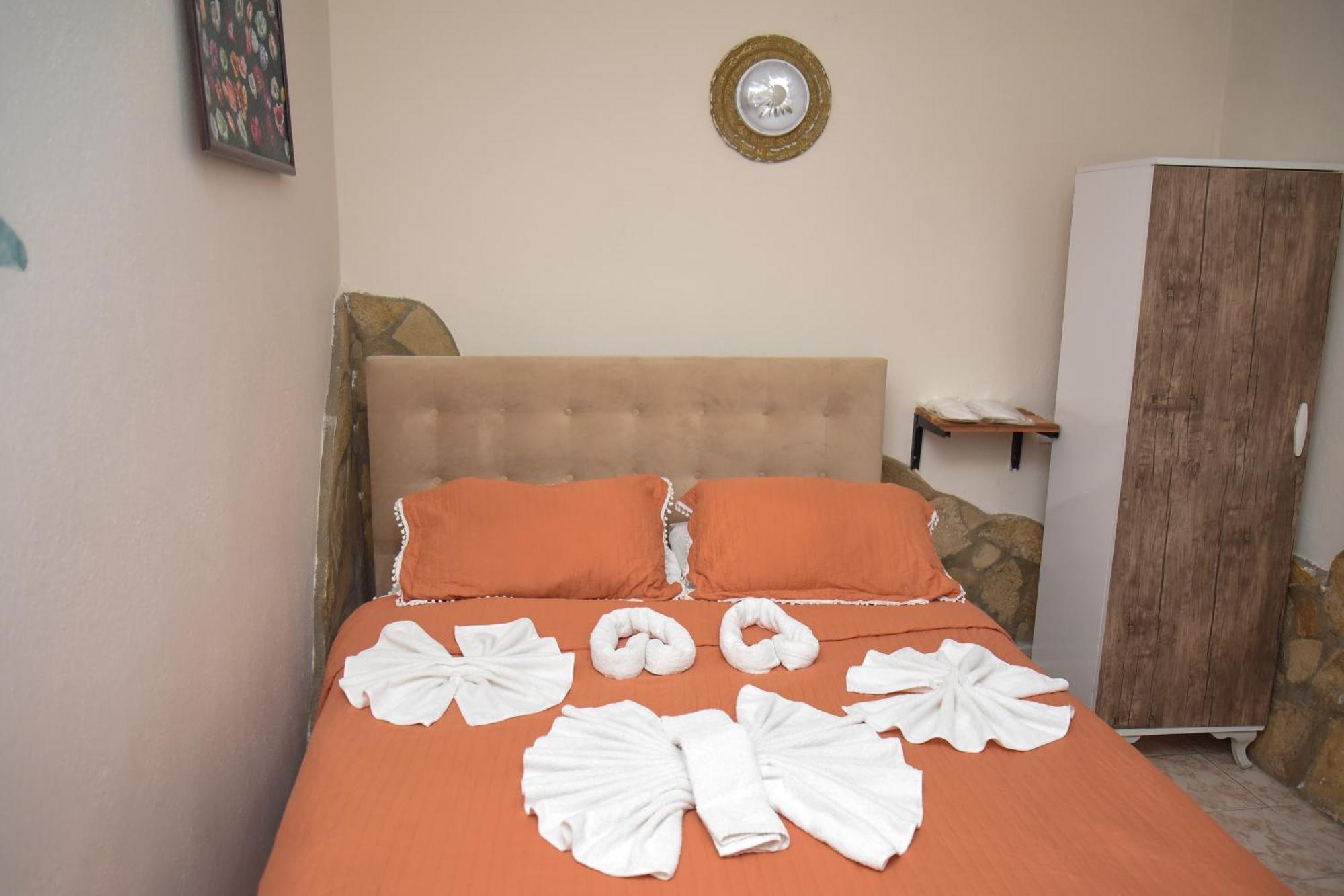 Anz Guest House Pansiyon Selçuk Esterno foto